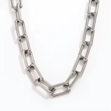 Load image into Gallery viewer, Chunky Links Necklace
