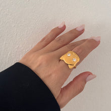 Load image into Gallery viewer, Kitten Ring
