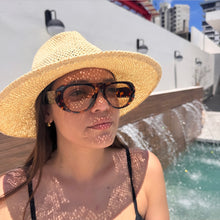 Load image into Gallery viewer, Cloe Sunnies Brown
