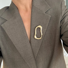 Load image into Gallery viewer, Mini Abstract Brooch
