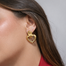 Load image into Gallery viewer, Mi Corazón Earrings
