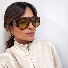 Load image into Gallery viewer, Soho Sunnies
