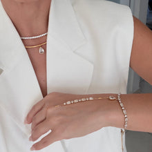 Load image into Gallery viewer, Dainty Arabian Bracelet
