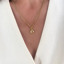 Load image into Gallery viewer, Concha Bebé Necklace
