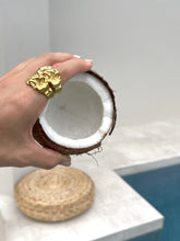 Load image into Gallery viewer, Aperoli Ring
