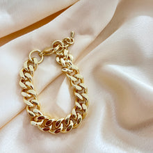 Load image into Gallery viewer, Lucy Bracelet
