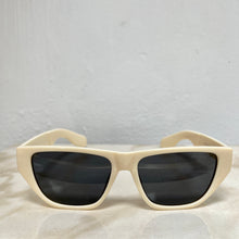 Load image into Gallery viewer, Janise Sunnies
